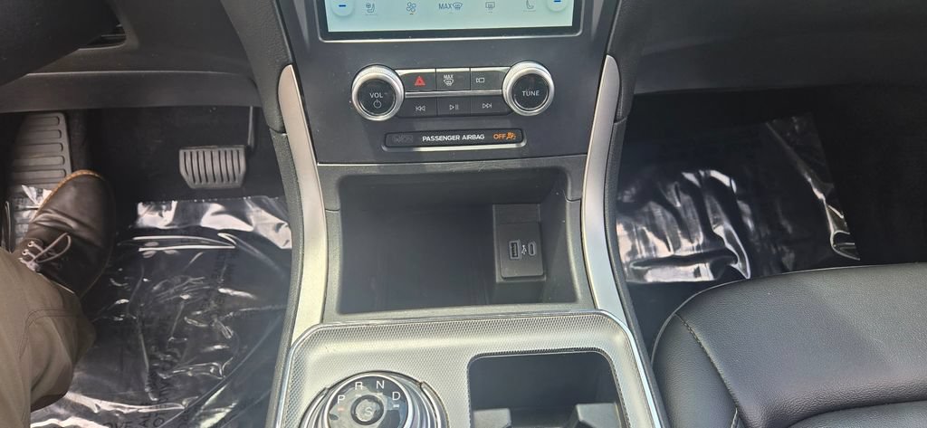 2022 Ford Edge SEL - Photo 9