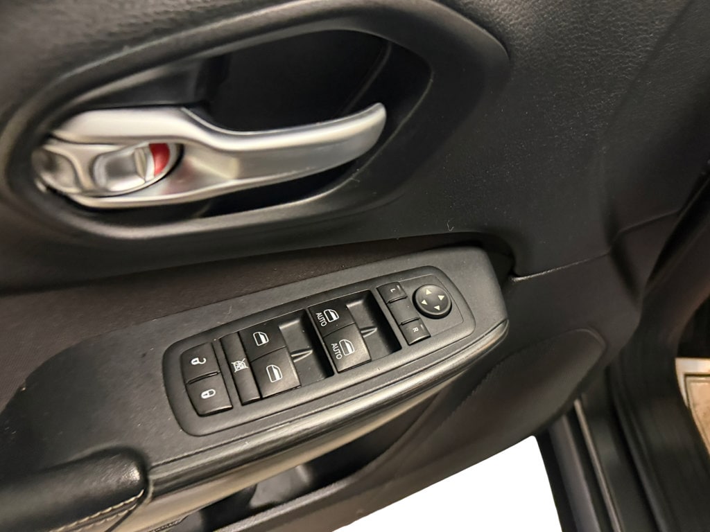 2016 Jeep Cherokee Latitude - Photo 22