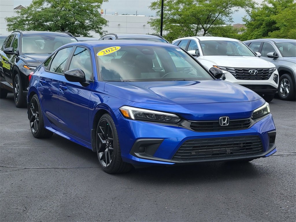 Used 2022 Honda Civic Sport with VIN 2HGFE2F55NH537557 for sale in Brunswick, OH