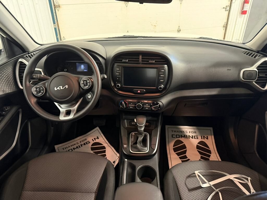 Used 2022 Kia Soul LX Hatchback