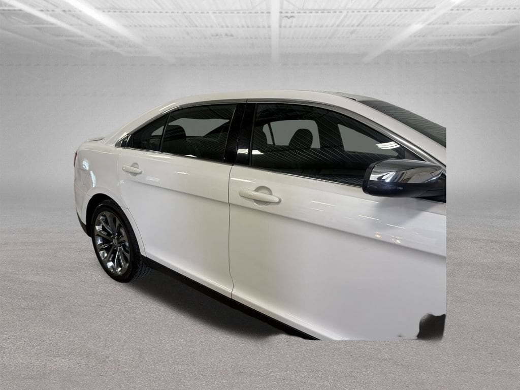 2013 Ford Taurus Limited - Photo 13