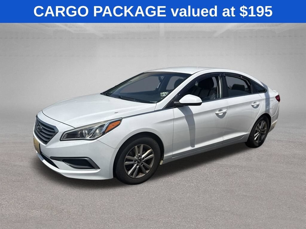 Used 2017 Hyundai Sonata SE Sedan
