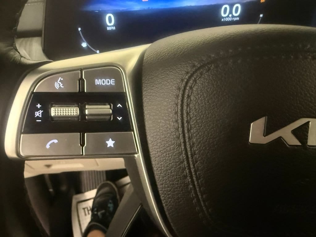 2023 Kia Telluride SX - Photo 33