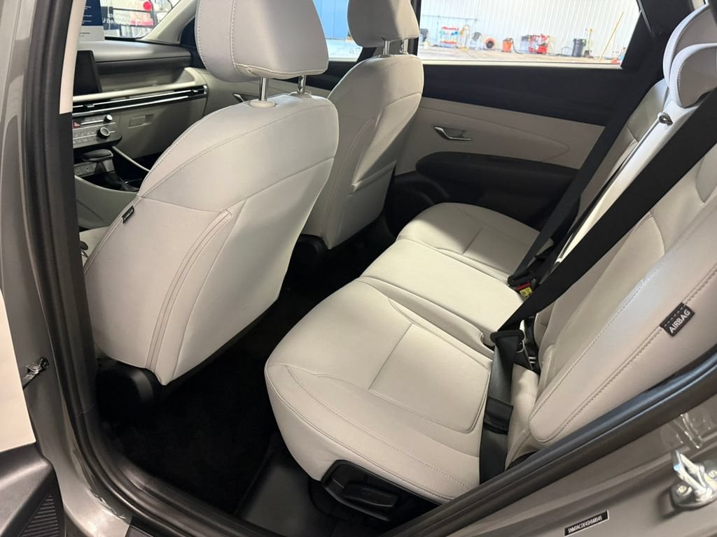 2025 Hyundai Tucson SE - Photo 24