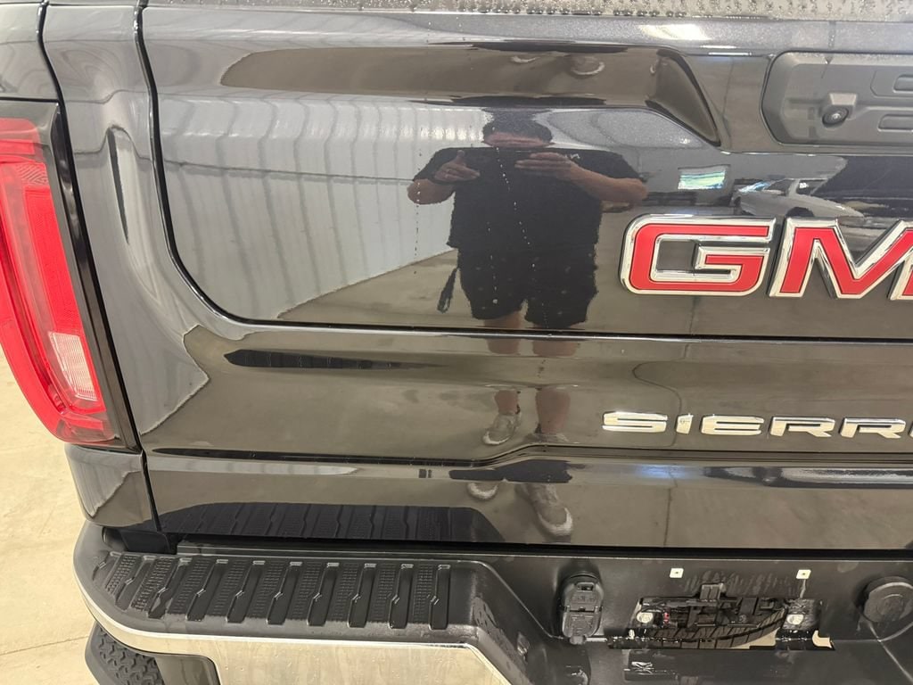 2025 GMC Sierra 1500 SLT - Photo 21