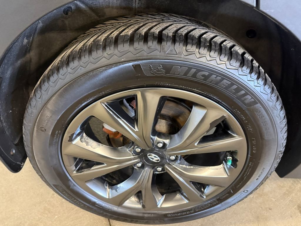 2017 Hyundai Santa Fe Sport 2.0T - Photo 18