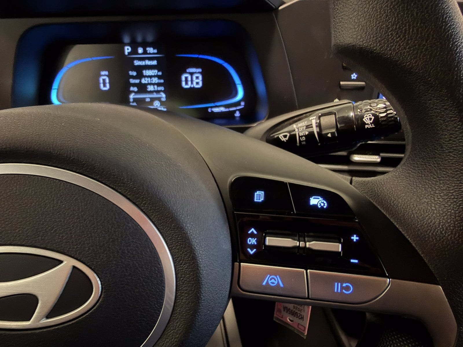 2024 Hyundai Elantra SE - Photo 39