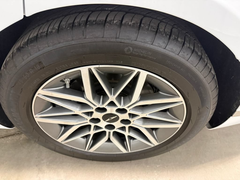 2025 GENESIS G80 Base - Photo 12