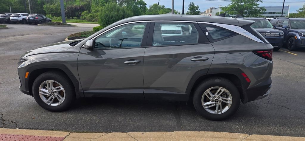 2025 Hyundai Tucson SE - Photo 8