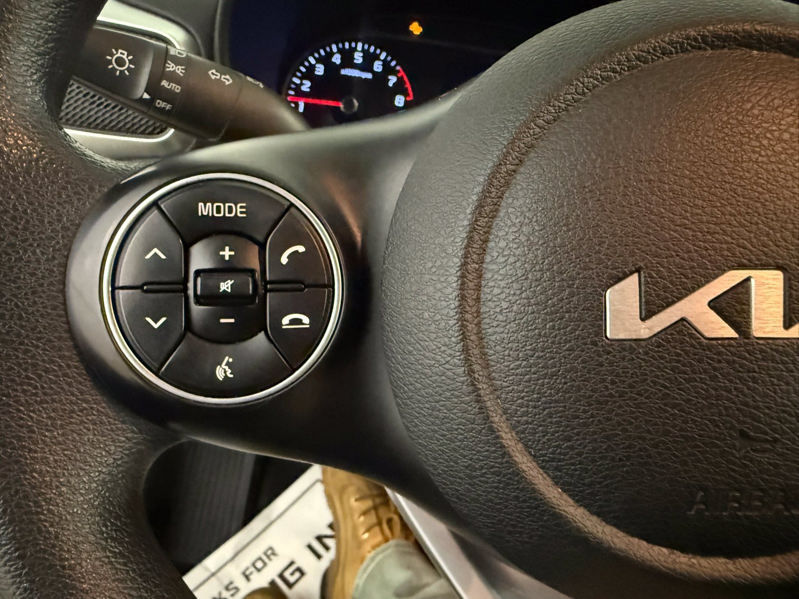 2022 Kia Soul LX - Photo 31