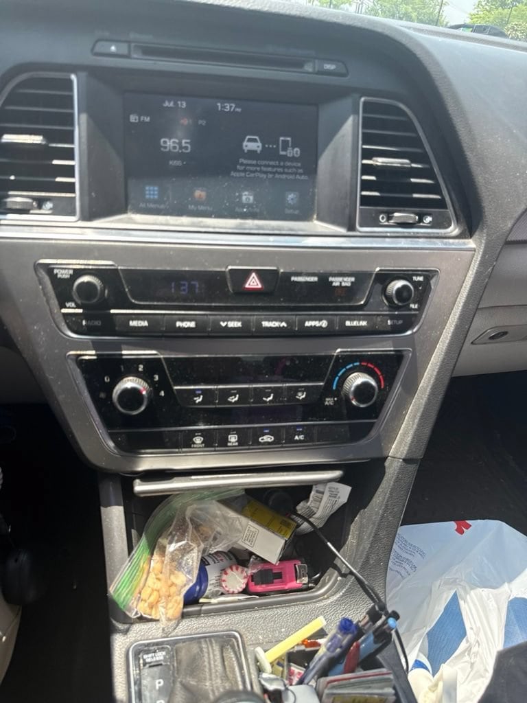2017 Hyundai Sonata SE - Photo 14