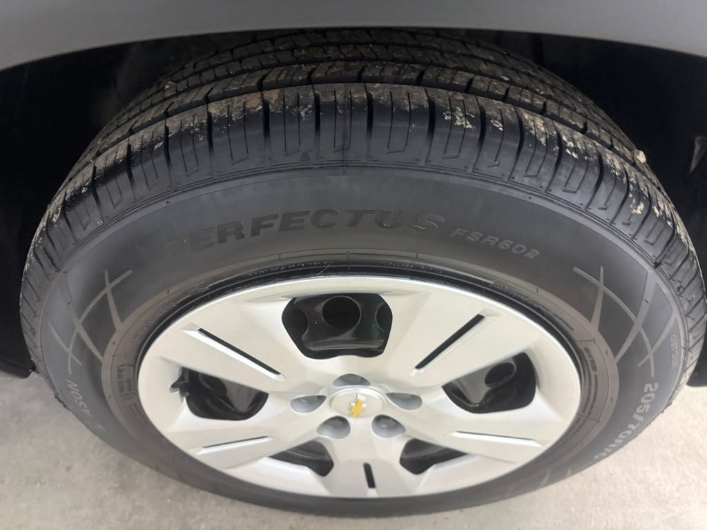 2018 Chevrolet Trax LS - Photo 11
