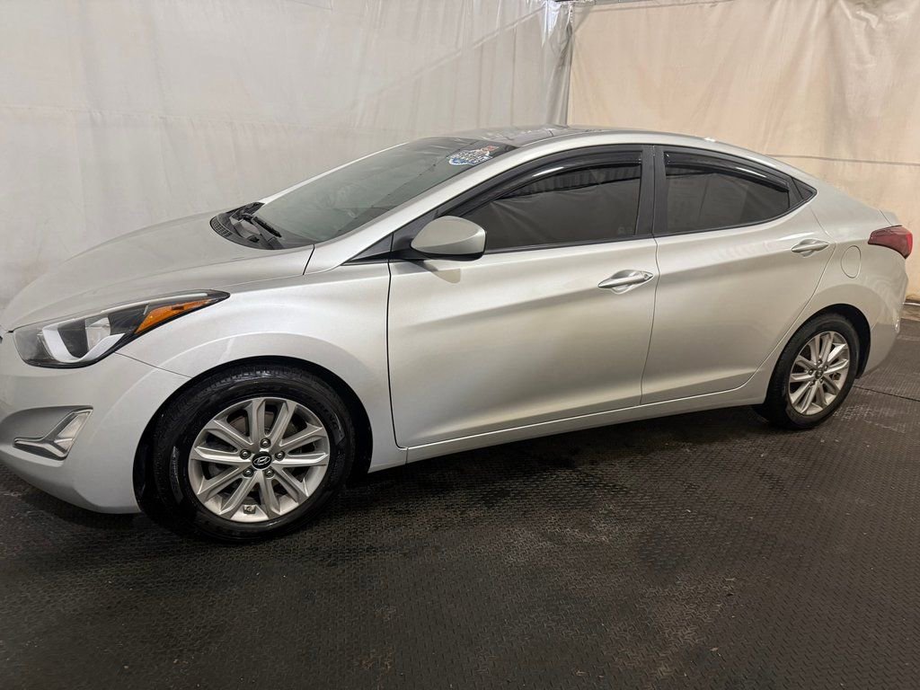 Used 2015 Hyundai Elantra SE with VIN 5NPDH4AE2FH607329 for sale in Brunswick, OH