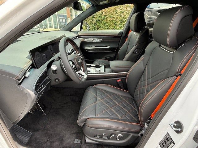 2026 GENESIS GV70 Sport Prestige - Photo 14