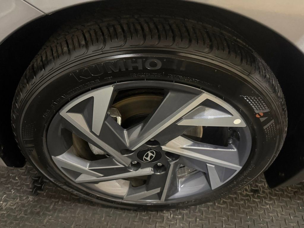 2025 Hyundai Elantra SEL - Photo 20