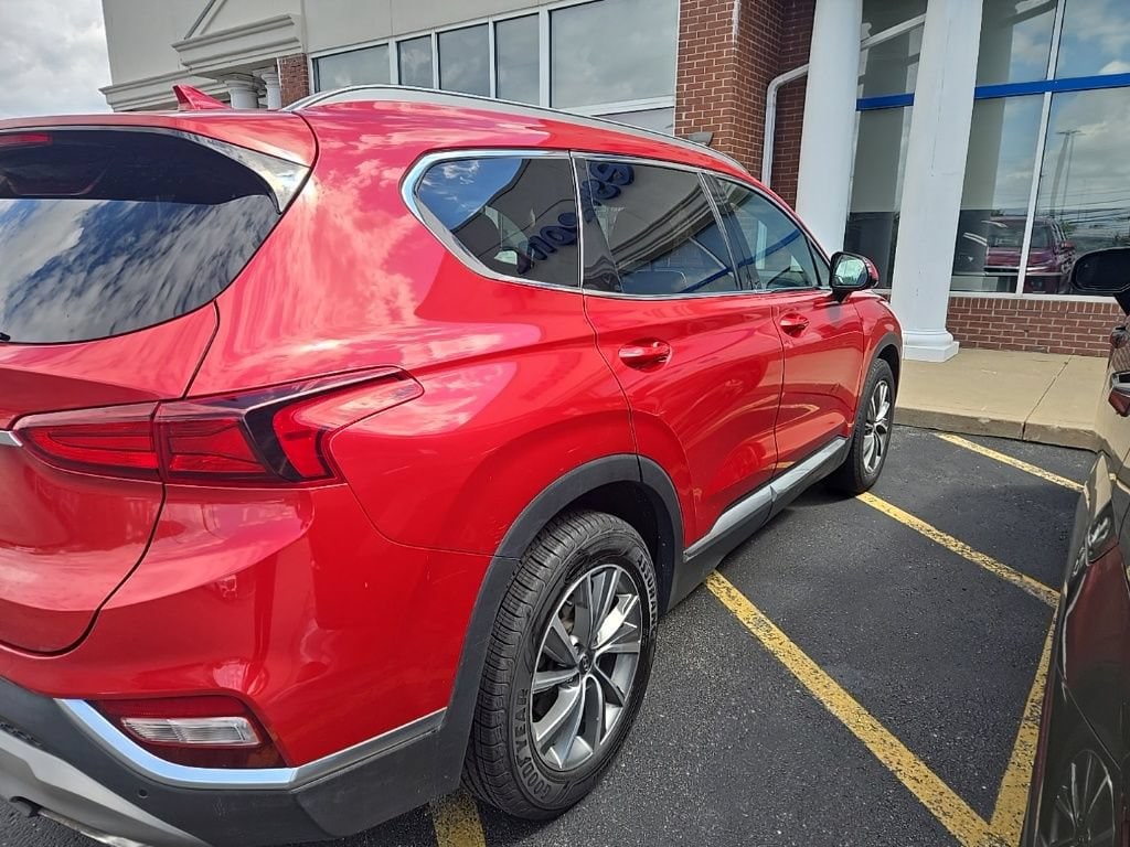 Used 2019 Hyundai Santa Fe SEL Plus with VIN 5NMS33AD7KH034930 for sale in Brunswick, OH