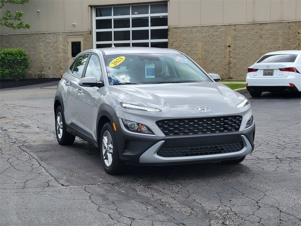 Certified 2023 Hyundai Kona SE with VIN KM8K2CAB6PU039906 for sale in Brunswick, OH