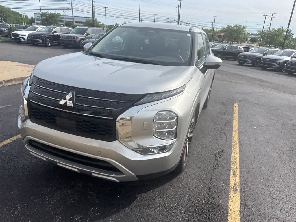 2022 Mitsubishi Outlander SE - Photo 6