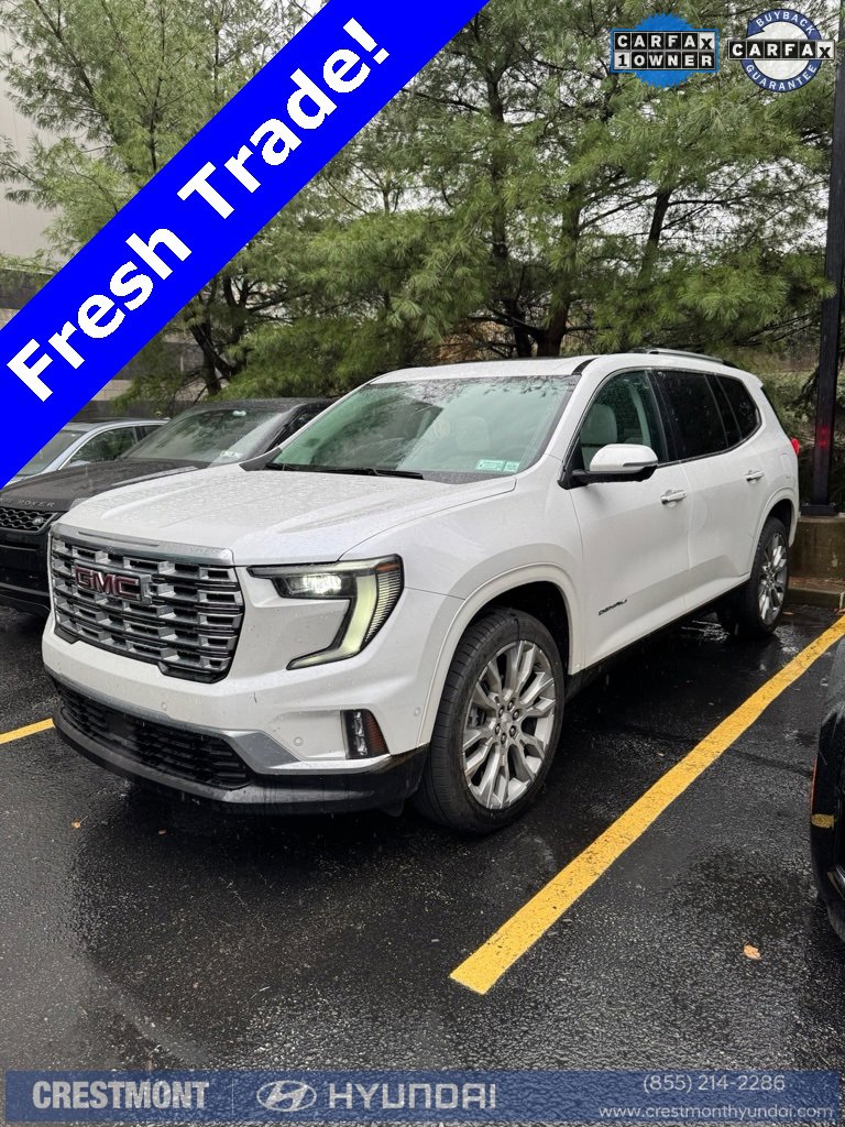 2024 GMC Acadia Denali's photo