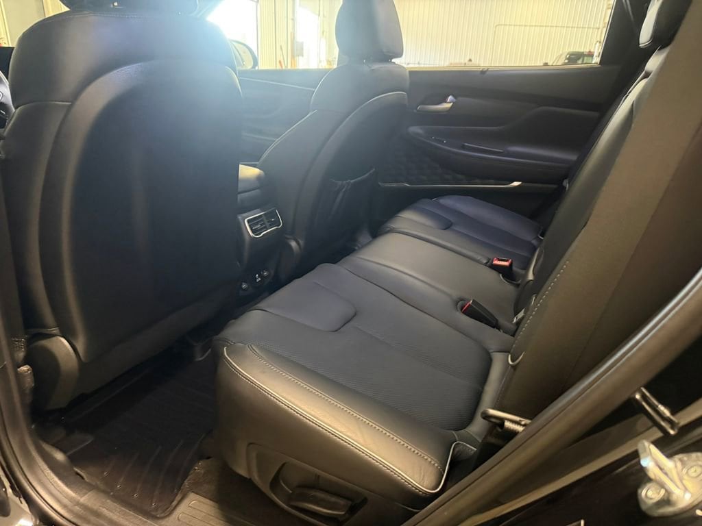 2023 Hyundai Santa Fe Limited - Photo 25