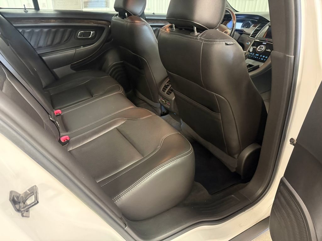 2013 Ford Taurus Limited - Photo 29