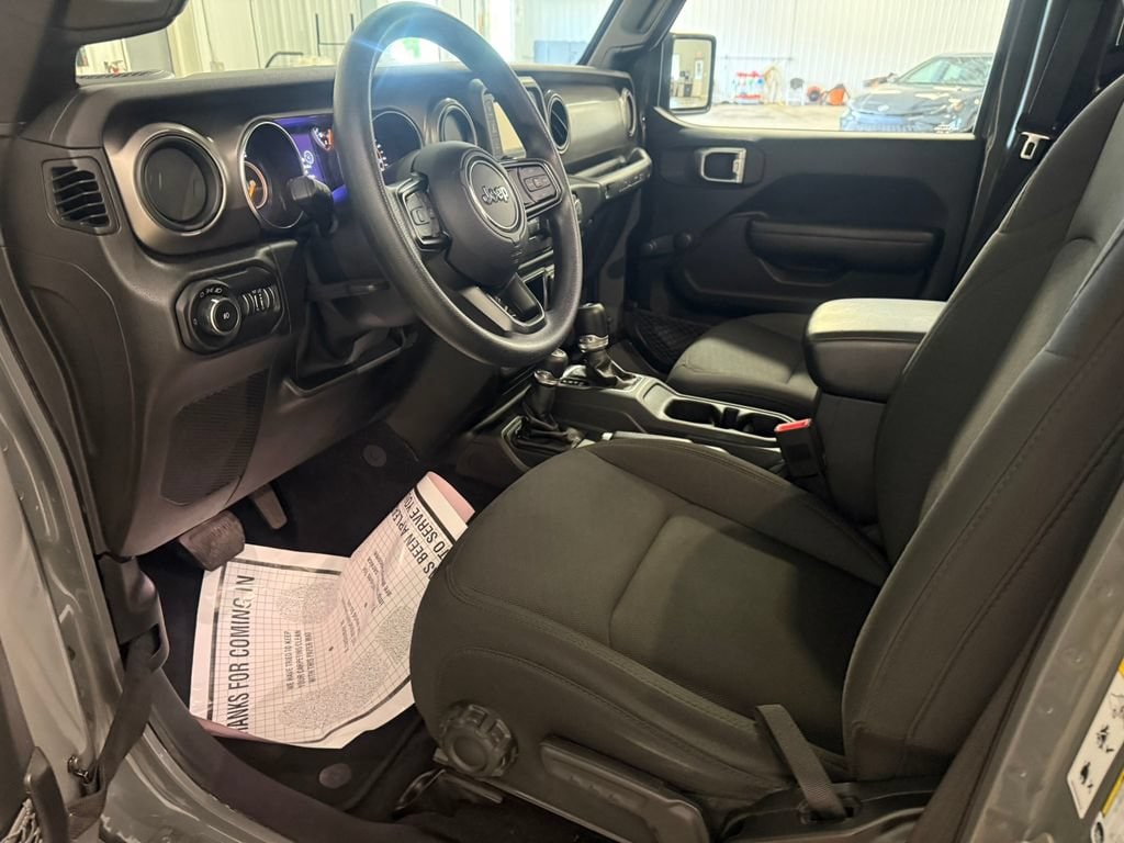 2020 Jeep Wrangler Unlimited Sport - Photo 19