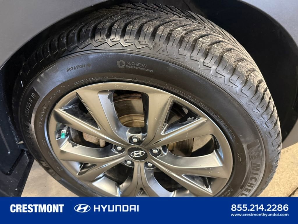 2017 Hyundai Santa Fe Sport 2.0T - Photo 17