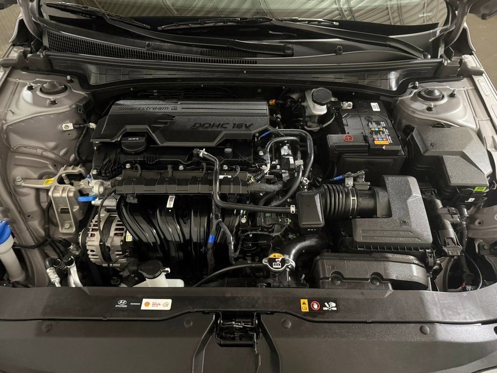 2025 Hyundai Elantra SEL - Photo 22