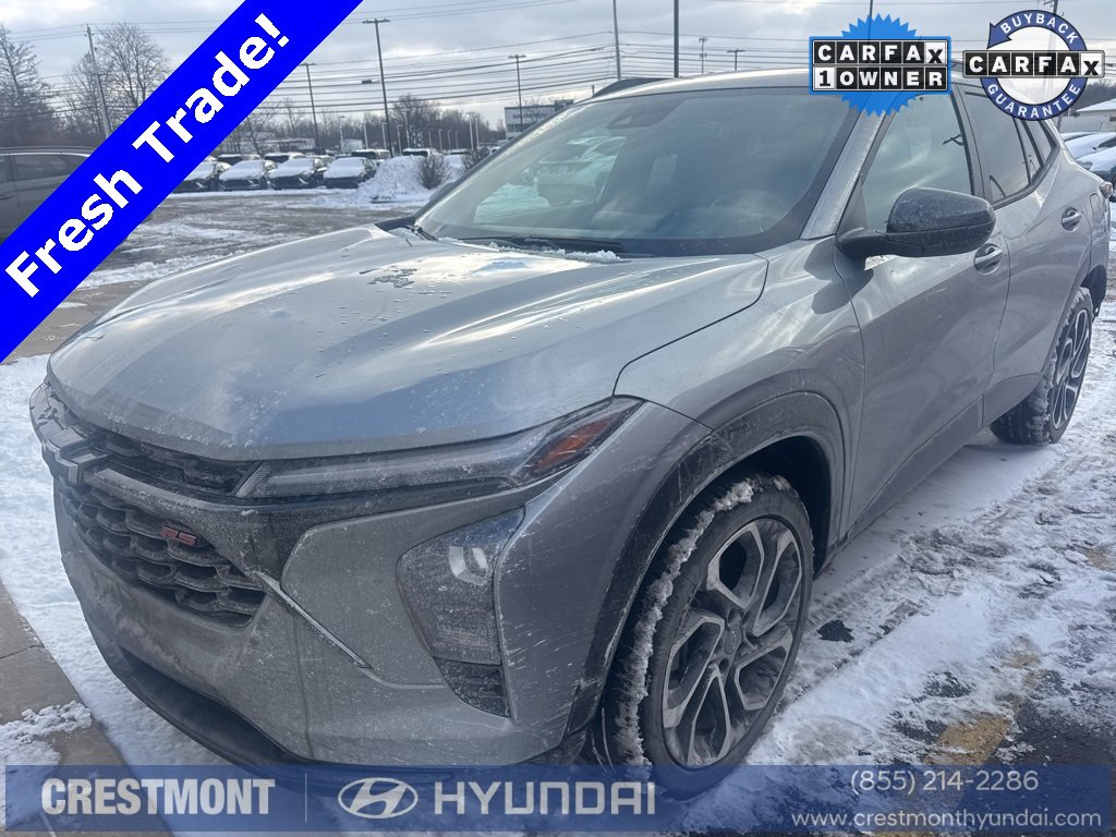 2024 Chevrolet Trax RS's photo