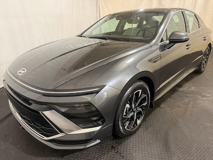 2025 Hyundai Sonata SEL Sedan