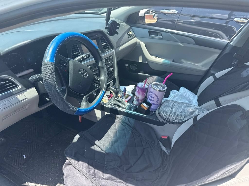 2017 Hyundai Sonata SE - Photo 12