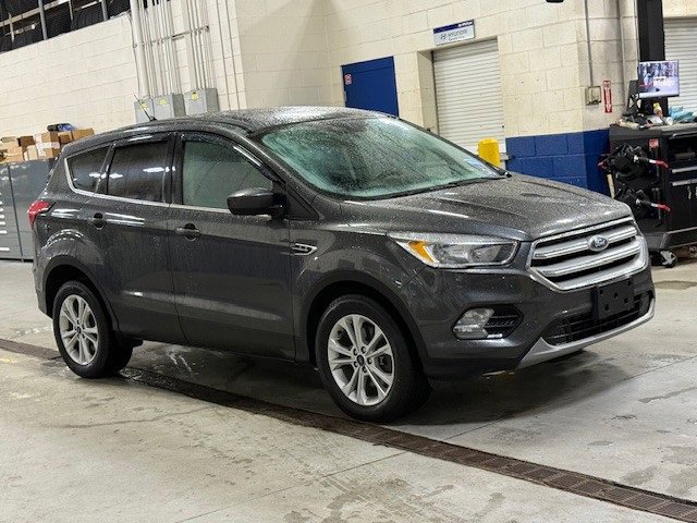 Used 2019 Ford Escape SE with VIN 1FMCU9GD2KUA83632 for sale in Brunswick, OH