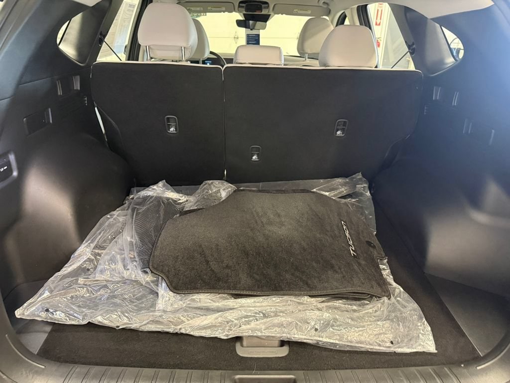 2025 Hyundai Tucson SE - Photo 26