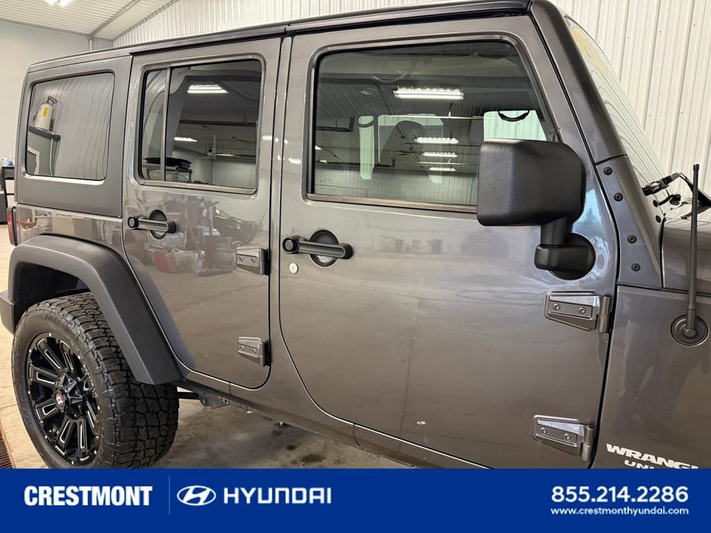 2014 Jeep Wrangler Unlimited Rubicon - Photo 14