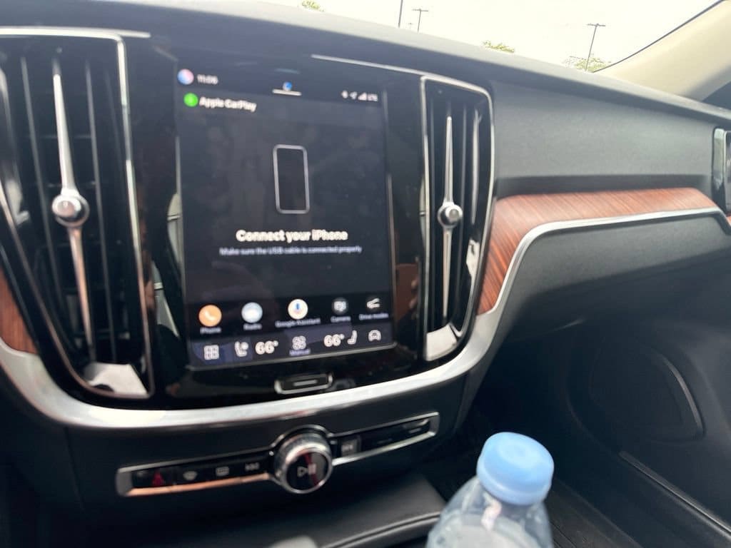 2024 Volvo S60 Plus - Photo 8