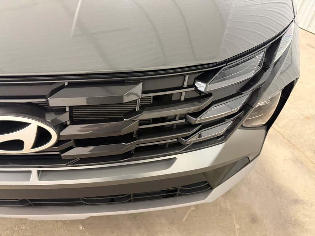 2025 Hyundai Tucson SE - Photo 6