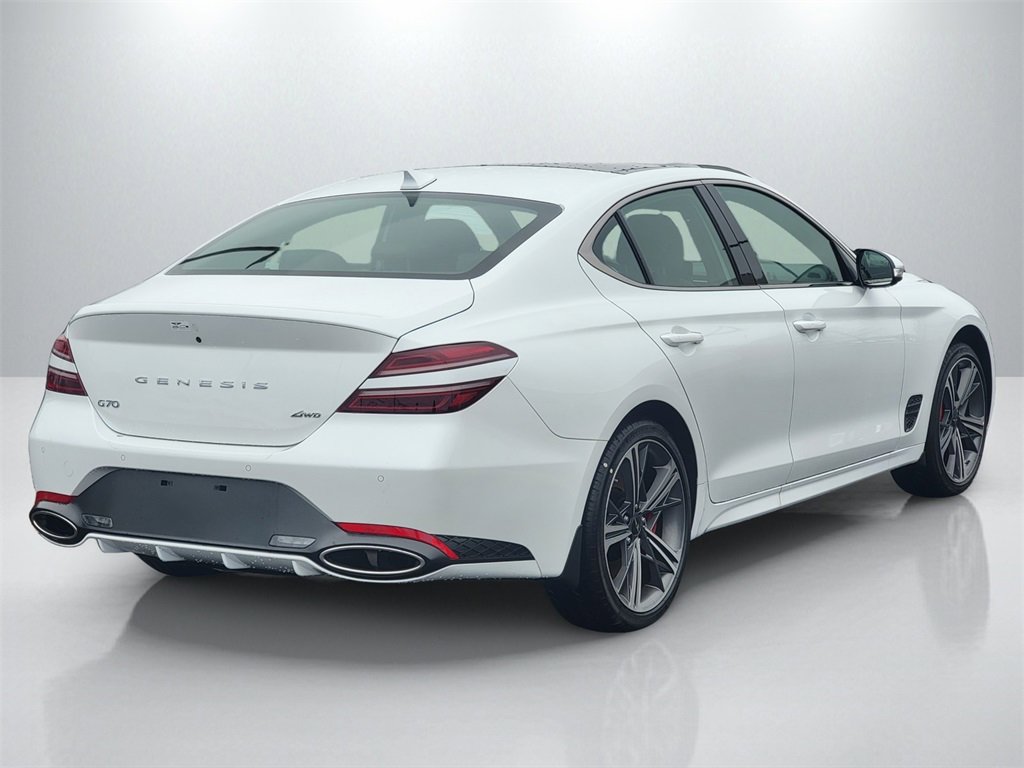 2025 Genesis G70 2.5T Sport Prestige photo 3