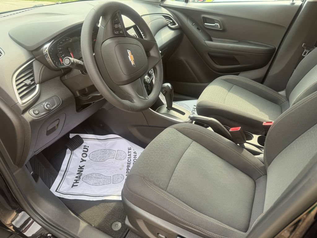 2018 Chevrolet Trax LS - Photo 22