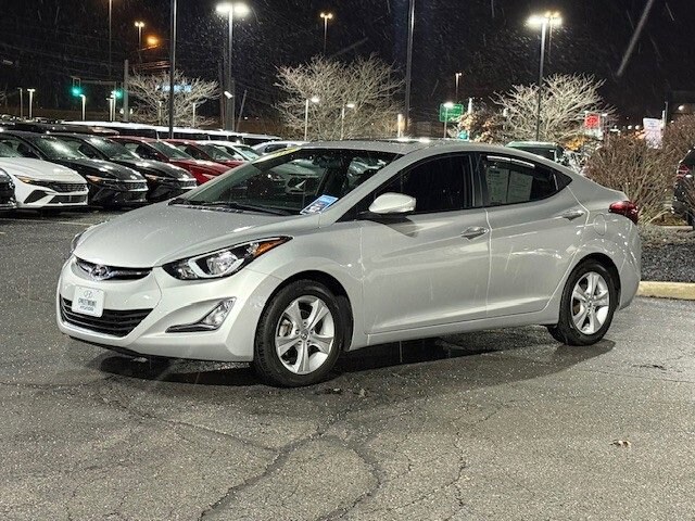 2016 Hyundai Elantra Value Edition photo 2
