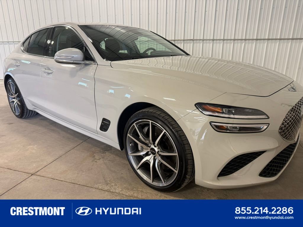 2024 GENESIS G70 Standard - Photo 11