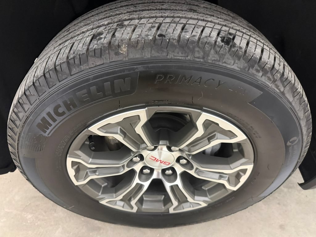 2025 GMC Sierra 1500 SLT - Photo 10