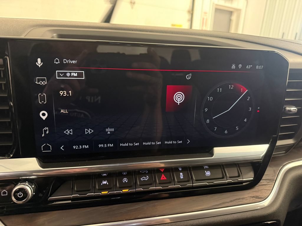 2025 GMC Sierra 1500 SLT - Photo 35