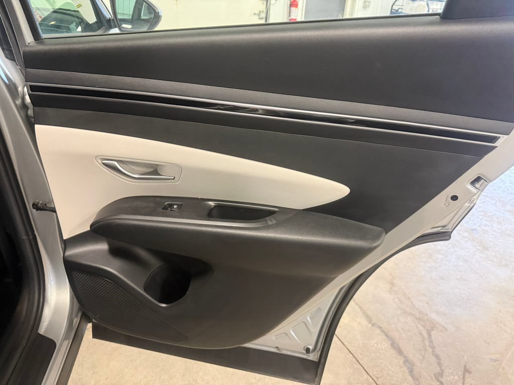 2024 Hyundai Tucson SE - Photo 29
