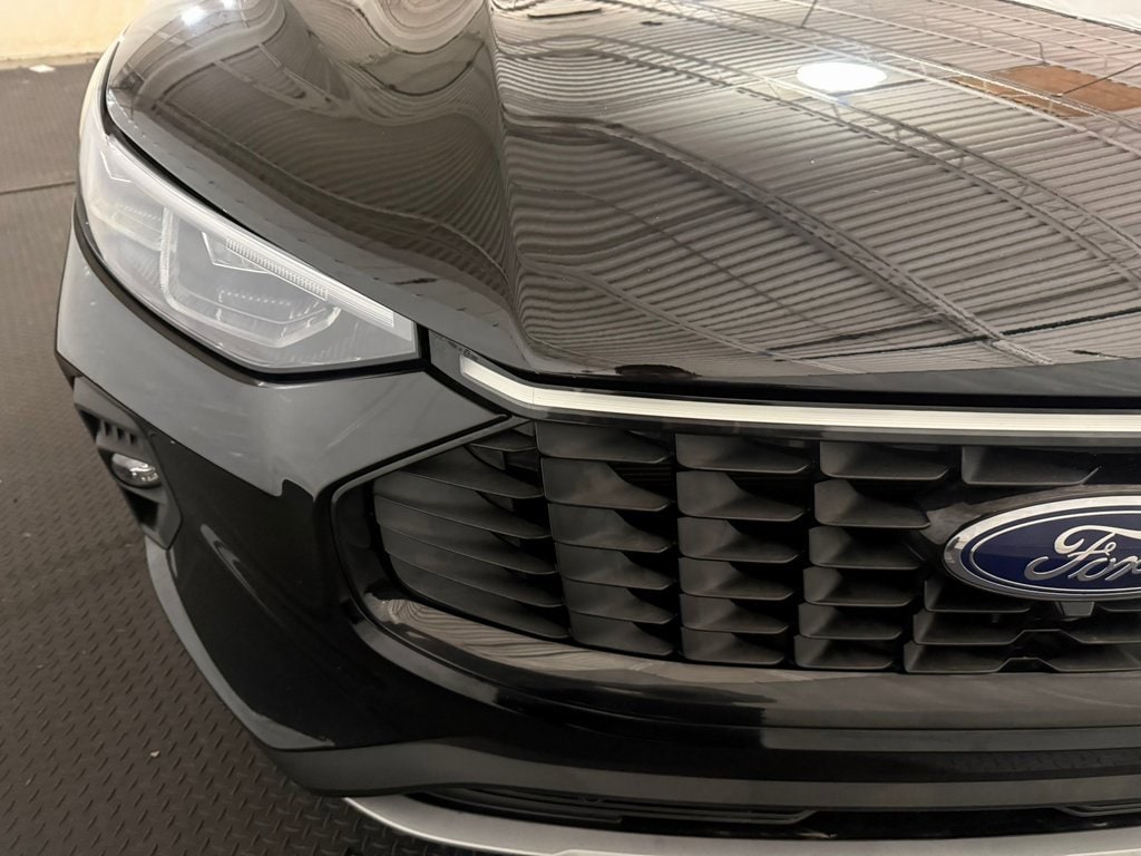 Used 2024 Ford Escape Platinum SUV