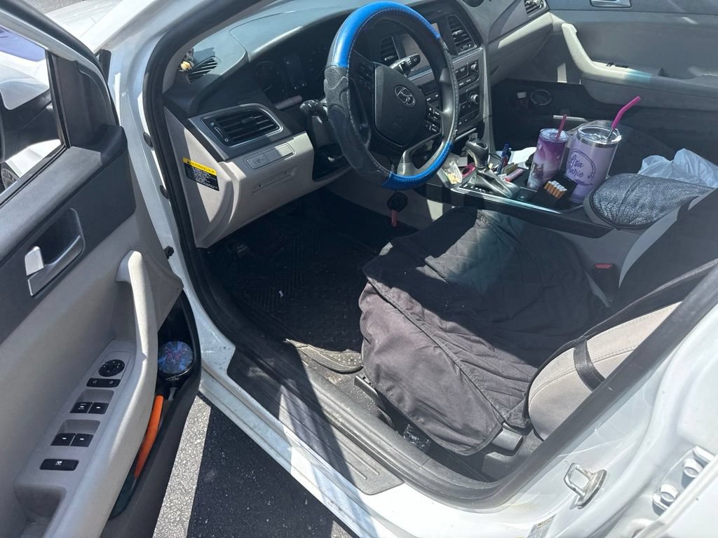 2017 Hyundai Sonata SE - Photo 10