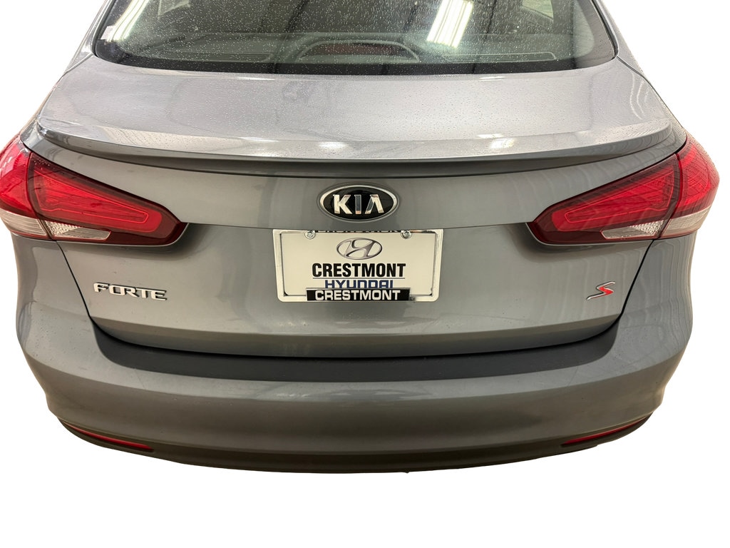 2017 Kia Forte S - Photo 13
