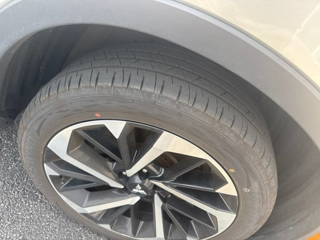 2022 Mitsubishi Outlander SE - Photo 13