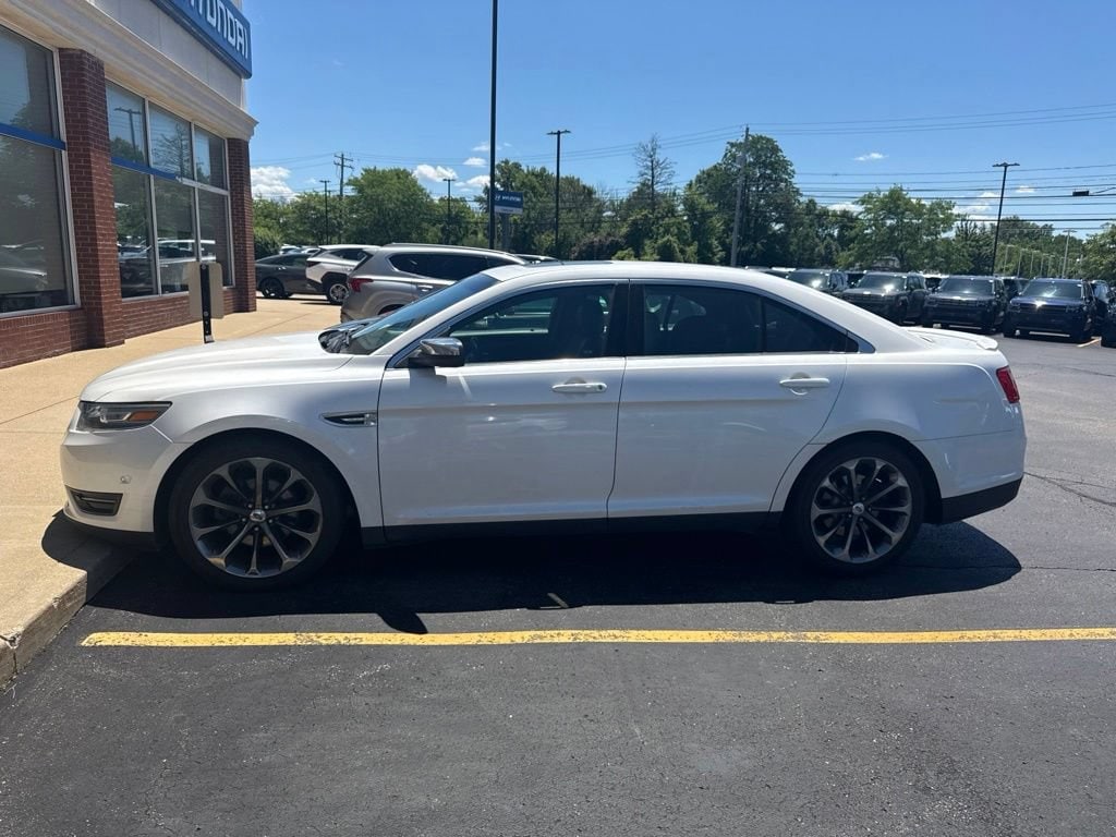 Used 2013 Ford Taurus Limited with VIN 1FAHP2F81DG137815 for sale in Brunswick, OH