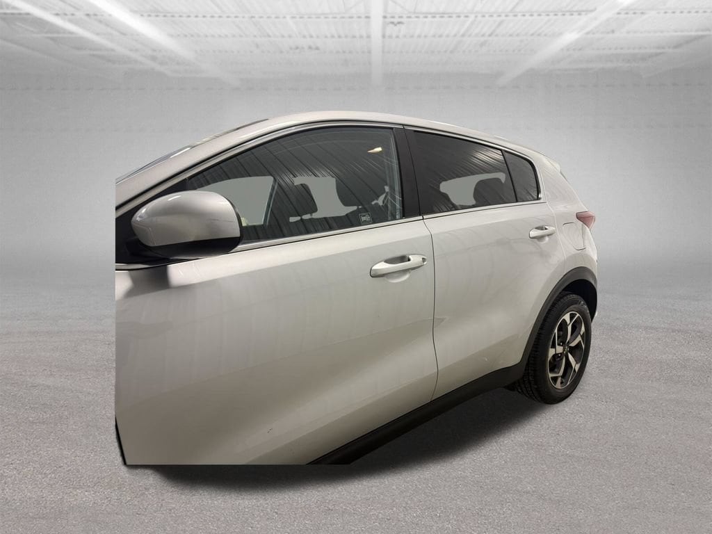 2022 Kia Sportage LX - Photo 9