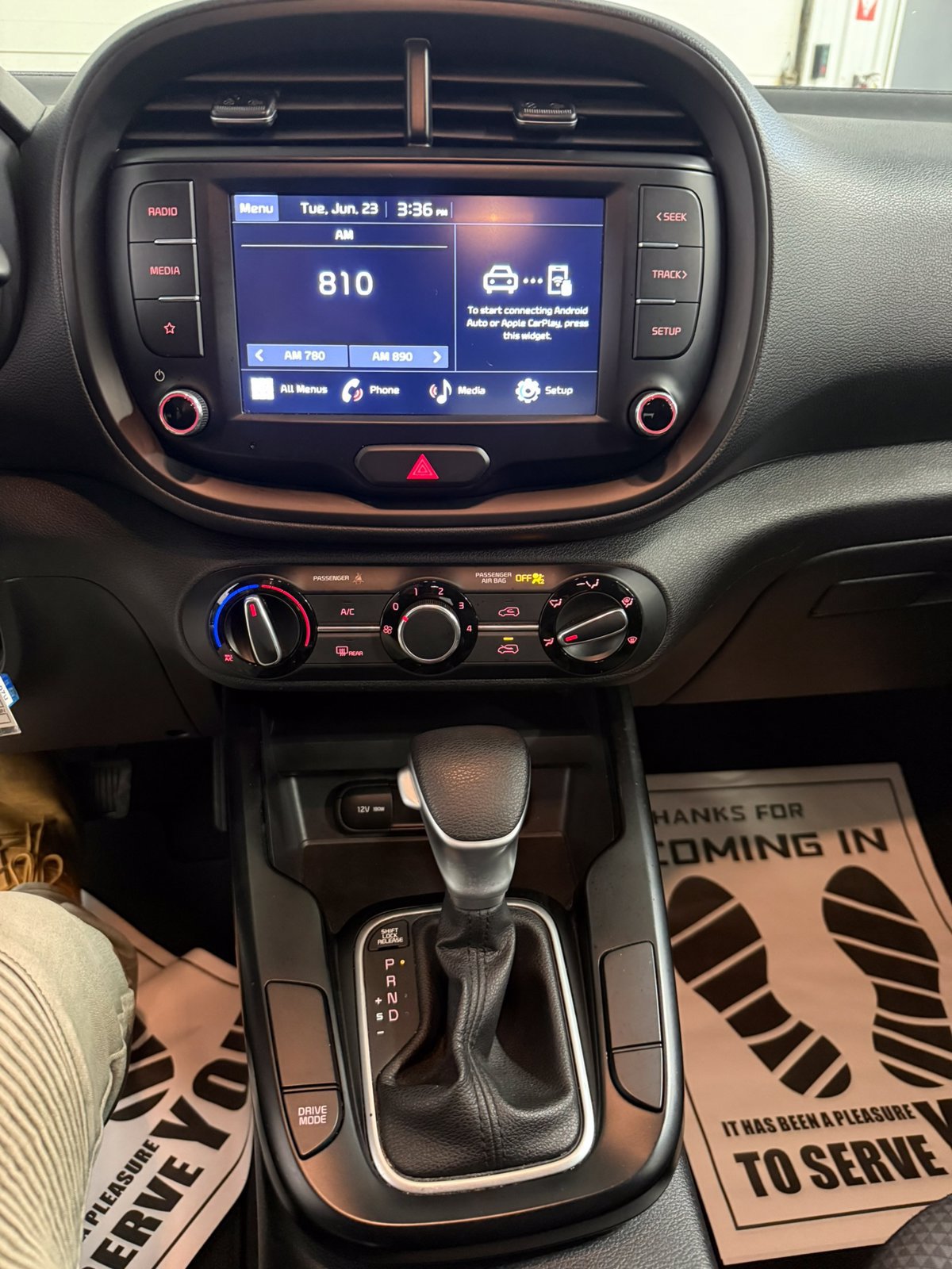 2022 Kia Soul LX - Photo 36